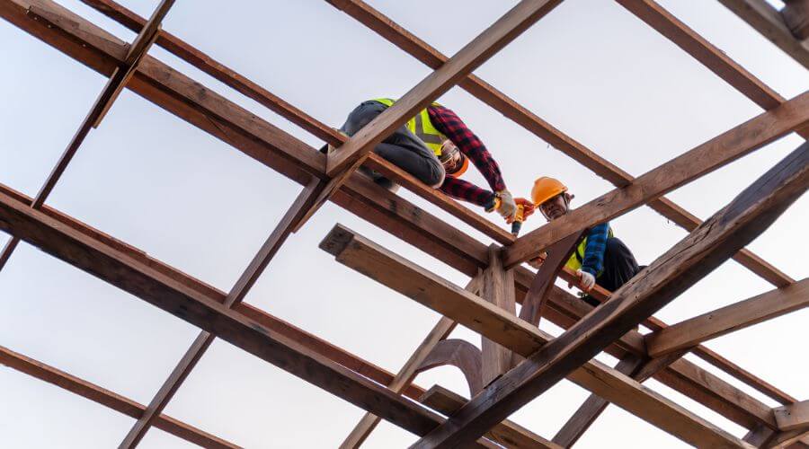 Professional gutter cleaning services in Miami, WV